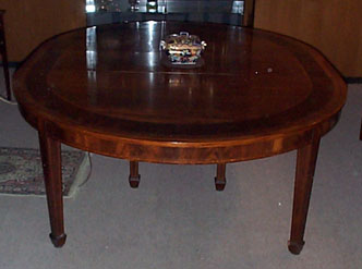 dinetable.jpg (23230 bytes)